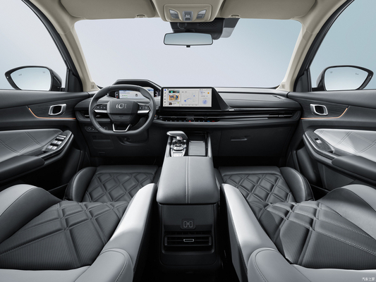 Changan Qiyuan Q05 125 MAX Hybrid Ev coche Batería de litio hecha a la velocidad máxima de 180 KM/h