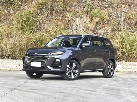 2024 Changan X7 Plus 7 asientos coche de gasolina con 1.5T automático velocidad máxima de 190 KM / h
