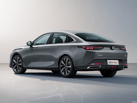 Changan Eado 2024 1.5T GDI Automático Buque insignia de gasolina Coche asequible 4 puertas 5 asientos