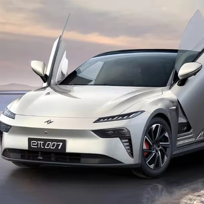 Dongfeng Yipai 2024 540 con tracción a las cuatro ruedas versión máxima vehículo eléctrico 4880*1895*1460