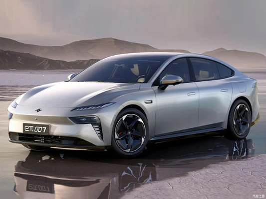 Dongfeng Yipai 2024 540 con tracción a las cuatro ruedas versión máxima vehículo eléctrico 4880*1895*1460