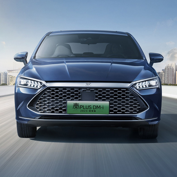 2023 BYD Qin Plus DM-i Campeón PHEV Limousine hecho en híbrido 55KM/120KM 4 puertas 5 asientos