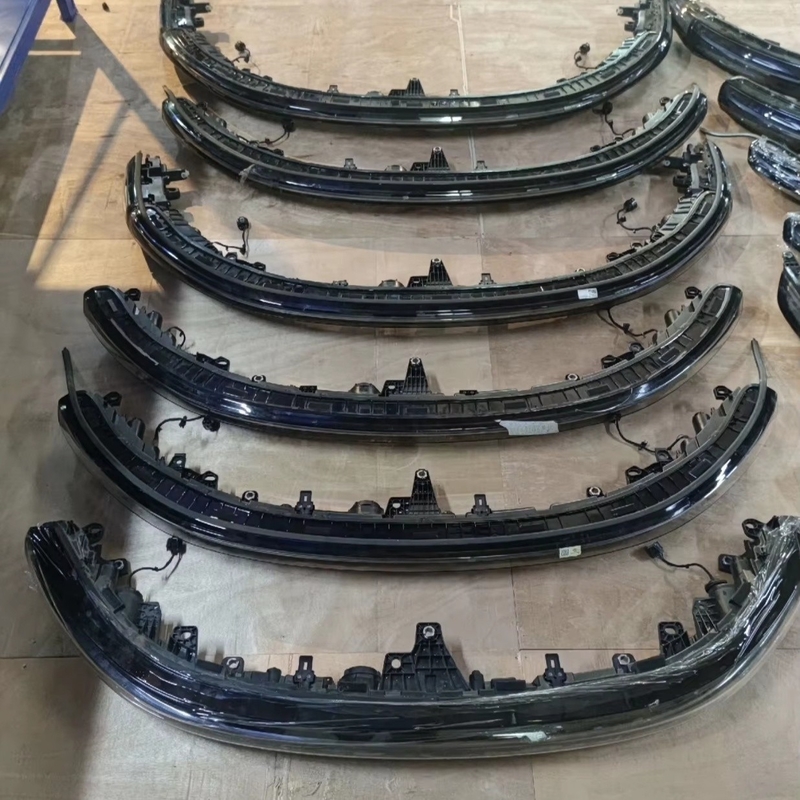 OE X01-53011078 Partes de carrocería de automóviles Luz de funcionamiento diurno DRL para Lixiang L9 fácil de instalar