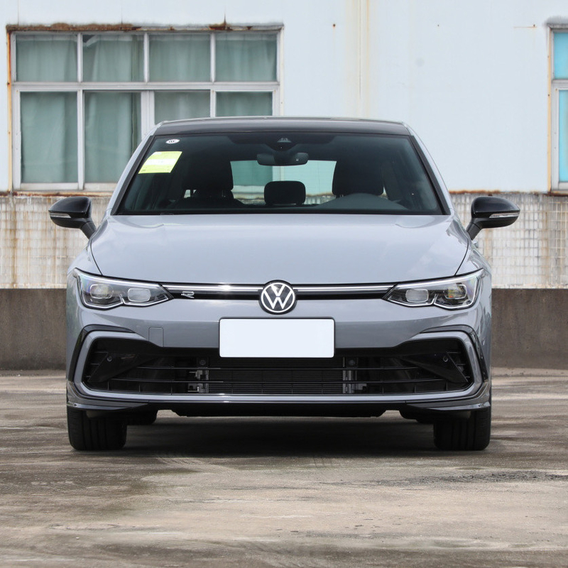 Actualice su paseo 2023 Golf Facelift 208 TSL DSG PRO SUV pequeño con luz diurna LED