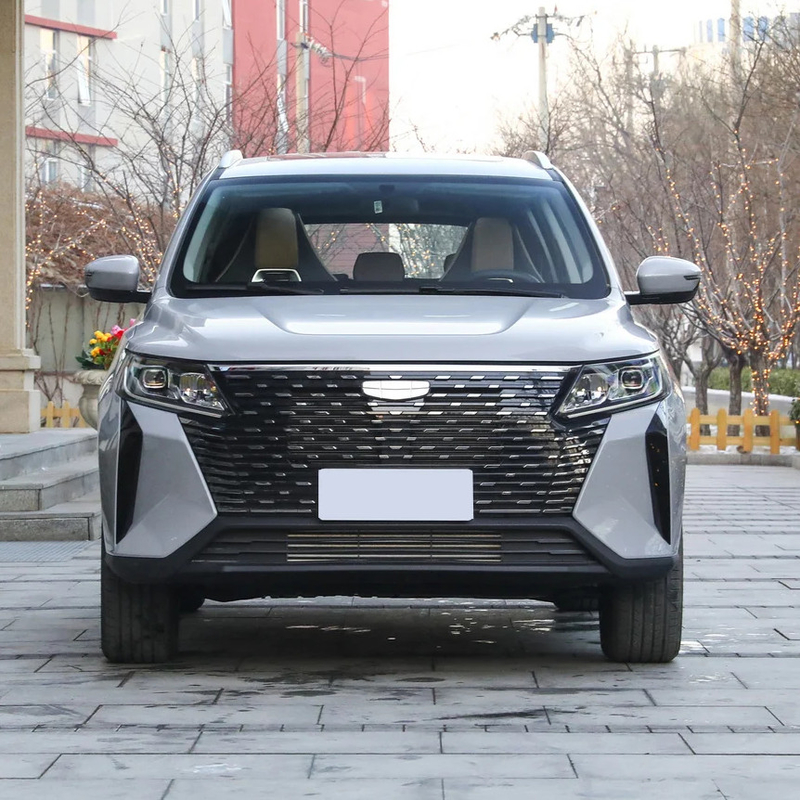 Geely Pro2024 Modelo 1.5T DCT SUV de 5 asientos 4518*1834*1715 Dimensiones y diseño moderno
