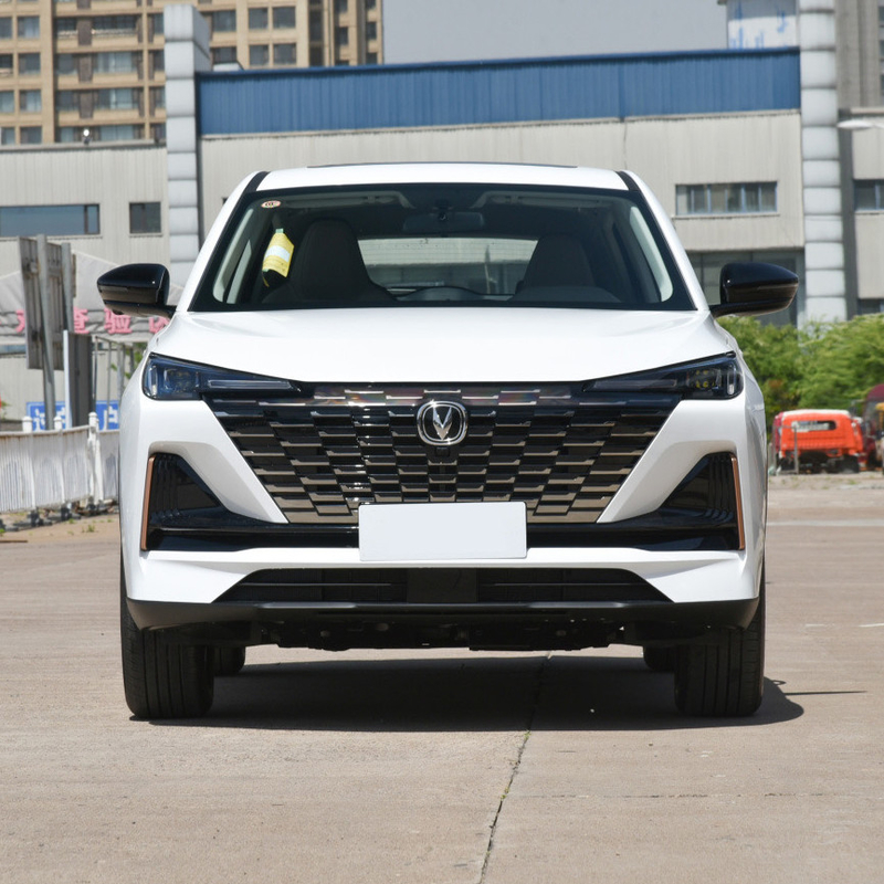 Pantalla táctil y luz diurna LED 2023 Chang'an CS55PLUS 1.5T DCT SUV versión juvenil