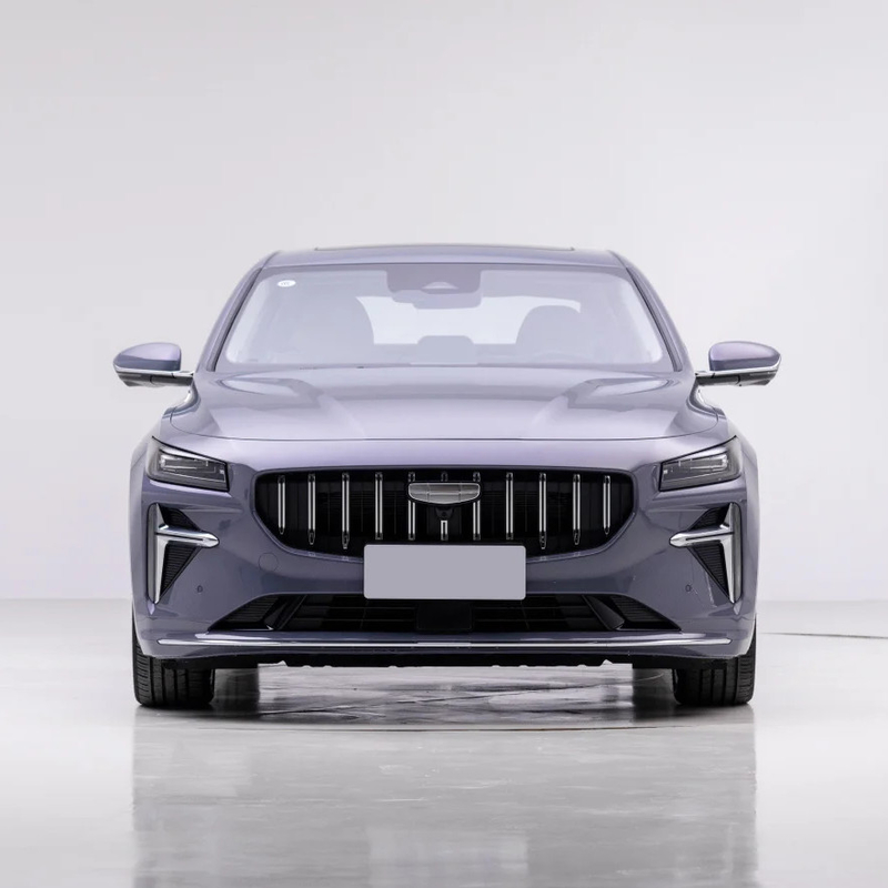 Geely Preface L 1.5TD Sedán híbrido de lujo con 4 cambios hacia adelante y frente 1 trasero 1 radar